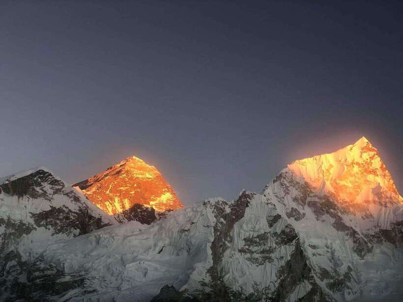 mt-everest-sunrise-view-from-kala-patthar-trek