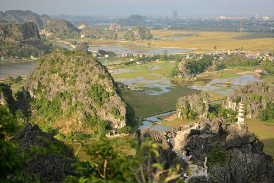 mua-caves-tam-coc-and-cuc-phuong-national-park-2-day-tour