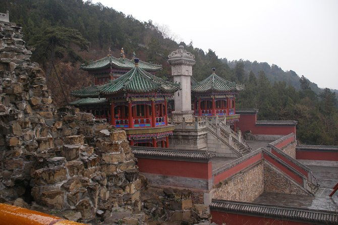 Mutianyu Great Wall and Summer Palace Private Tour with Acrobatic Show Option - Key Points