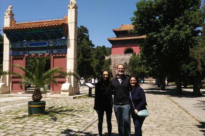 Mutianyu Great Wall & Ming Tombs Private Layover Guided Tour - How the Tour Works: Logistics and Convenience