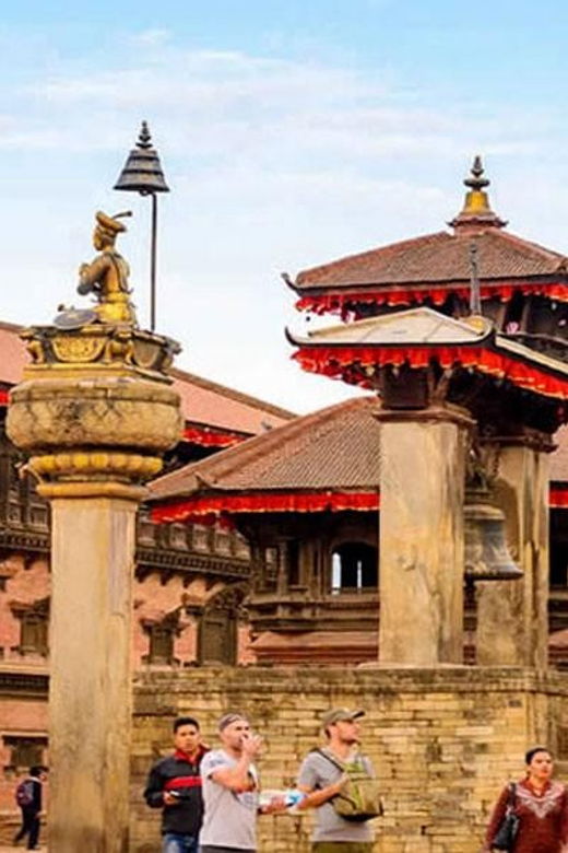 nagarkot-sunrise-and-bhaktapur-tour