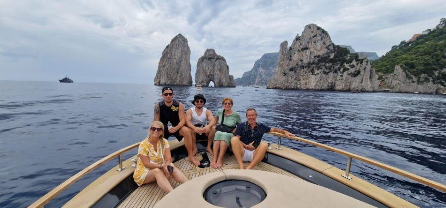 naples-luxury-capri-boat-trip