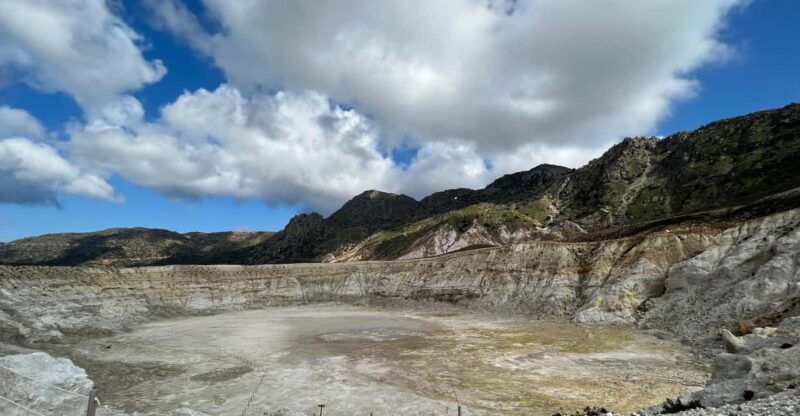 nisyros-full-tour-nikia-volcano-eborio-mandraki