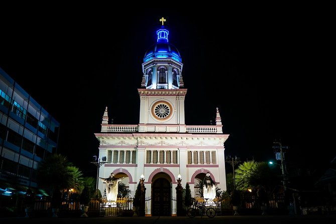 NR-03 Wong Wain Lek cycling along the various historical and ChaoPhraya river - Iconic Sights and Photo Opportunities