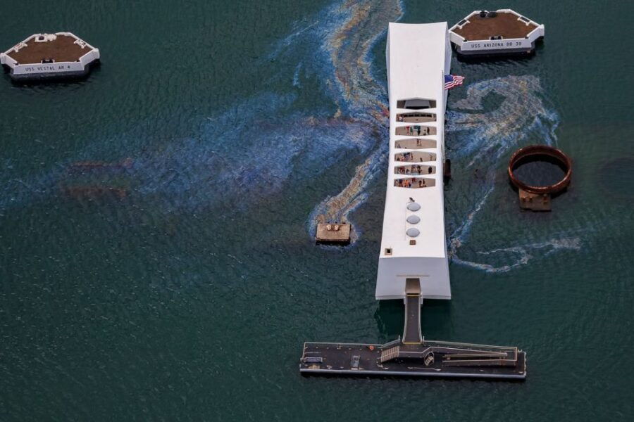 Oahu: Pearl Harbor and Honolulu City Tour