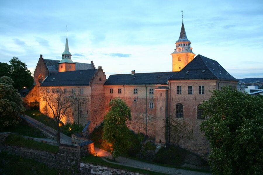 oslo-express-walk-with-a-local-in-60-minutes
