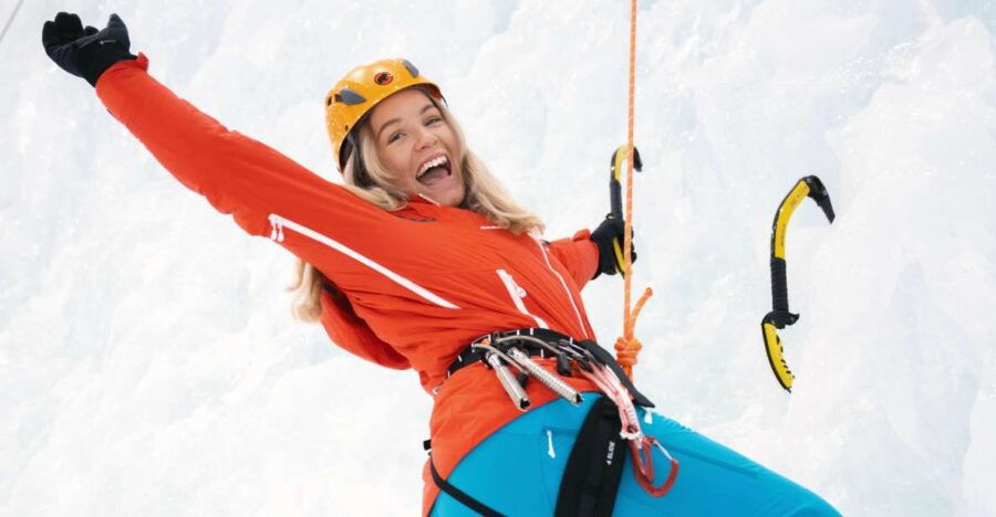 oslo-guided-ice-climbing-experience-at-sno-ski-dome