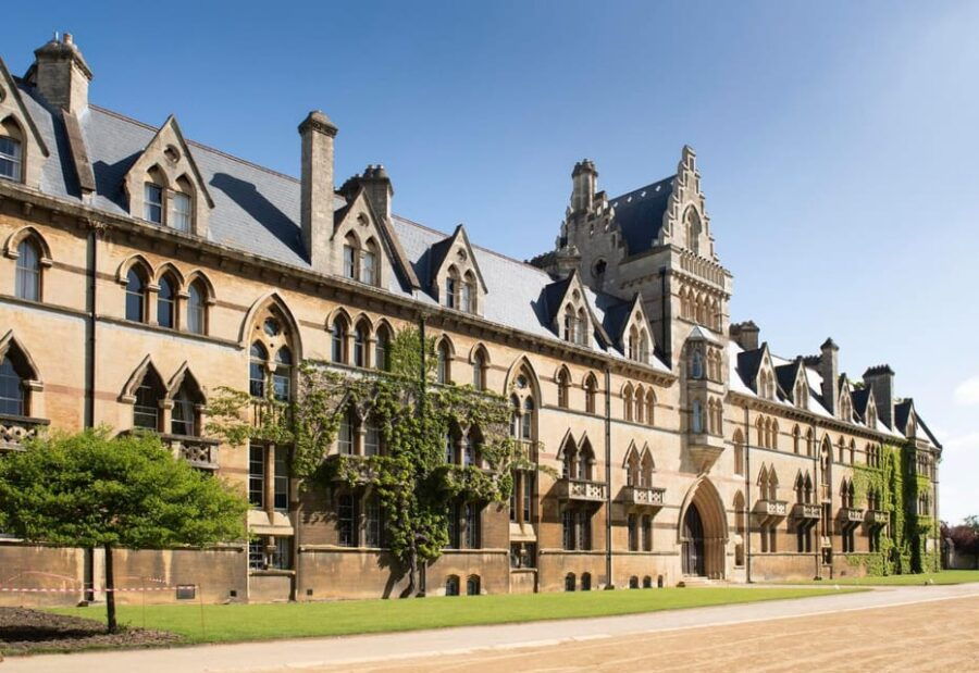oxford-express-walk-with-a-local-in-60-minutes