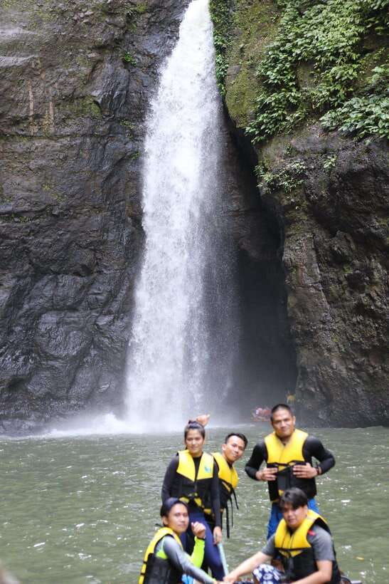 pagsanjan-falls-day-tour-with-transfers-from-manila-private