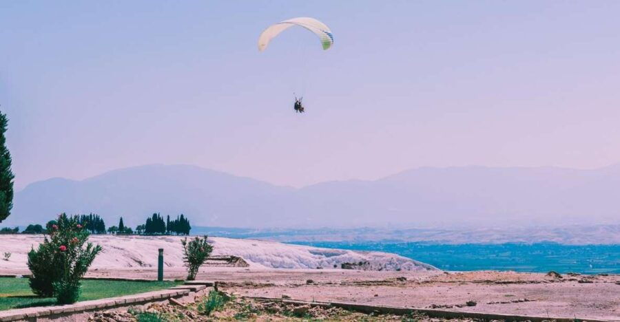 pamukkale-tandem-paragliding-experience