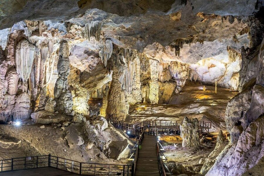 paradise-cave-group-tour-departure-from-hue-even-days-only