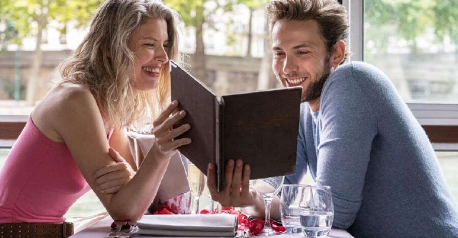 paris-early-evening-dinner-cruise-on-the-river-seine