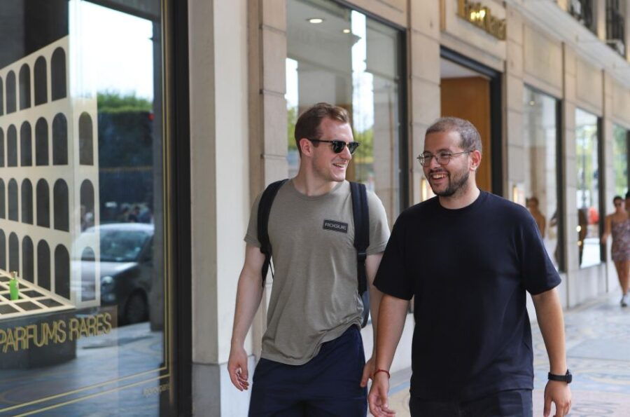 paris-local-secrets-and-passageways-walking-tour