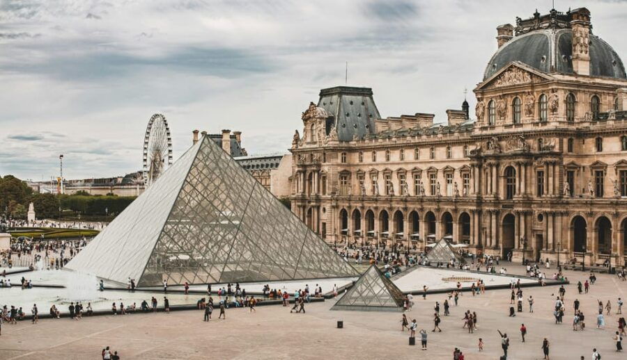 paris-louvre-small-group-guided-tour-with-reserved-entry