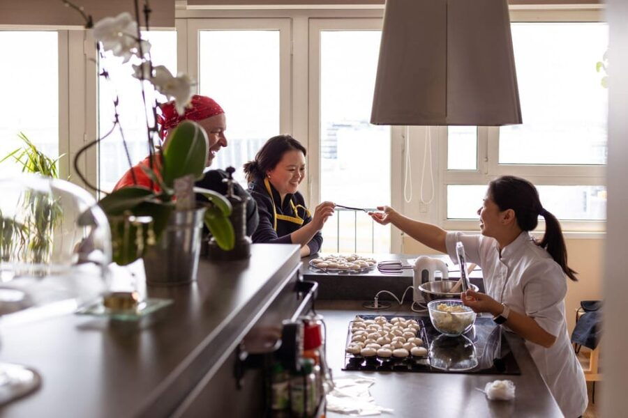 paris-macarons-class-in-a-parisian-home