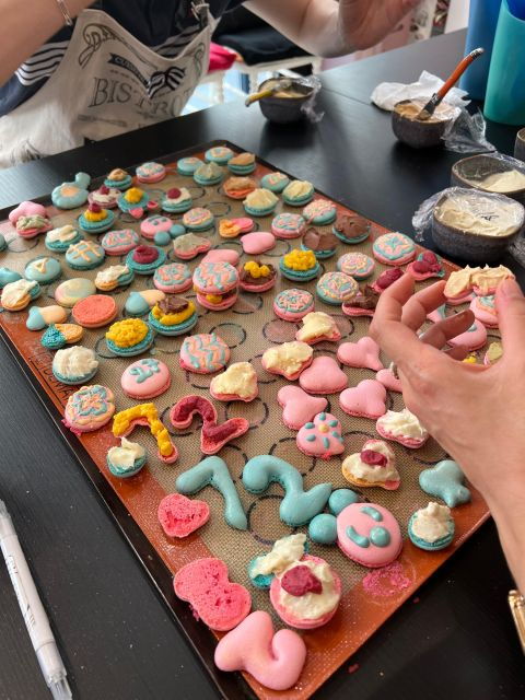 paris-montmartre-macaron-baking-workshop