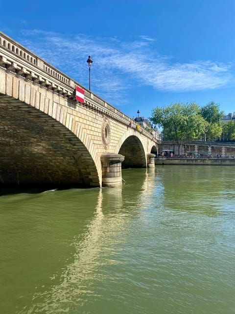 paris-private-early-morning-city-walking-tour