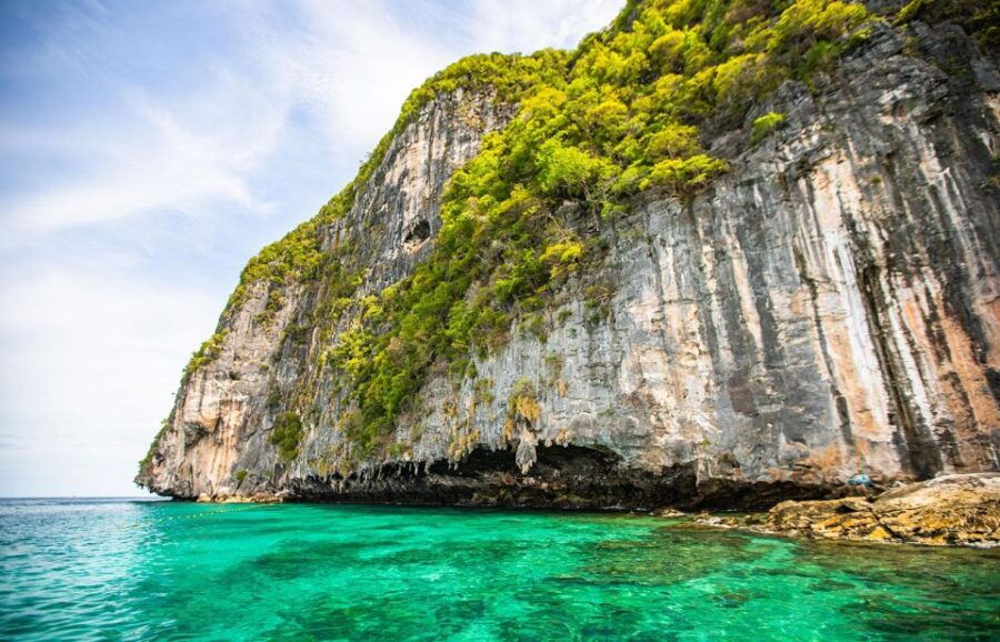 phi-phi-half-day-phi-phi-snorkeling-trip-by-longtail-boat