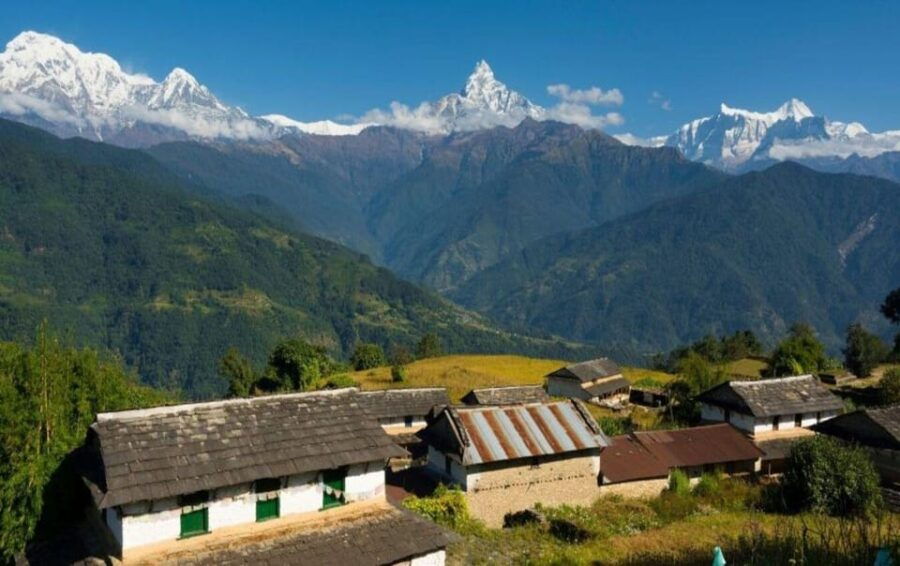 pokhara-day-hike-to-astham-dhampus-village
