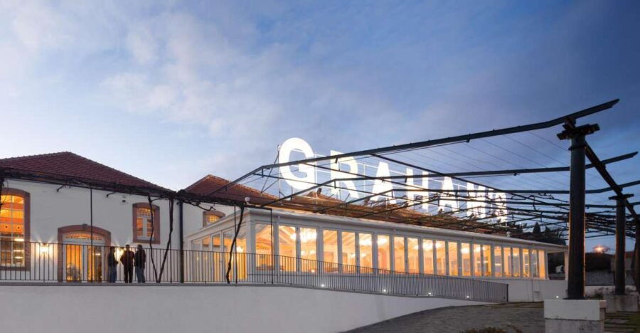 porto-grahams-port-lodge-tour-vintage-room-wine-tasting