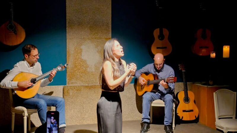 porto-historic-sao-bento-station-fado-show-w-port-wine