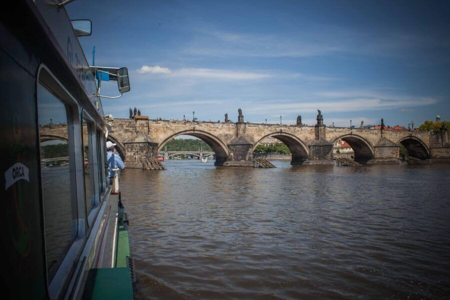 prague-an-unforgettable-2-hour-cruise-on-the-vltava-river