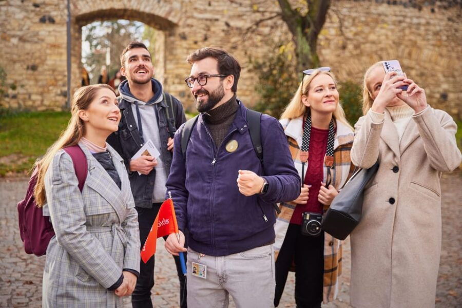 prague-castle-district-walking-tour