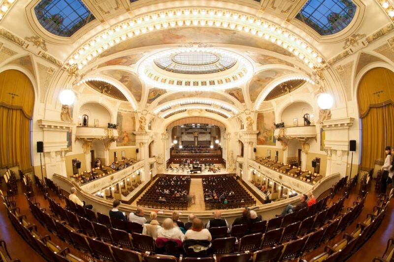 prague-classical-concerts-at-smetana-hall-municipal-house