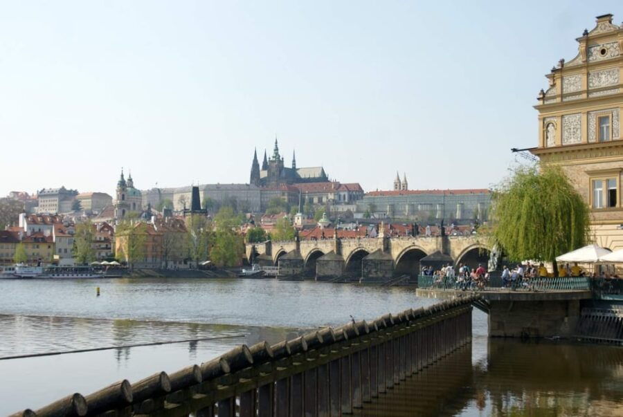 prague-essential-prague-tour