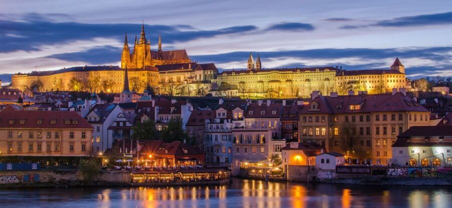 prague-evening-photography-tour-by-car
