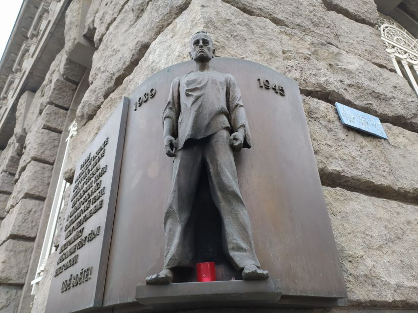 prague-historical-walking-tour-with-focus-on-world-war-2