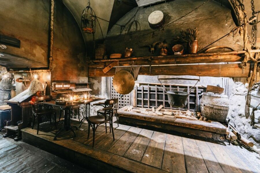 prague-medieval-dinner-with-unlimited-drinks