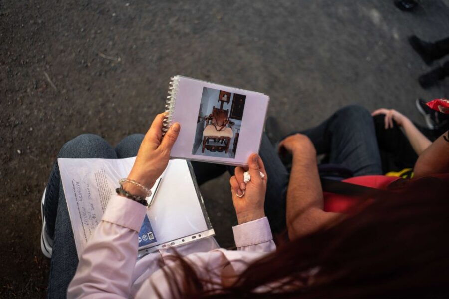 prague-psychiatric-hospital-and-abandoned-cemetery-tour
