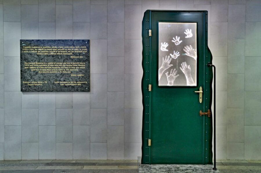 prague-wwii-tour-with-local-historian-semiprivate-tour