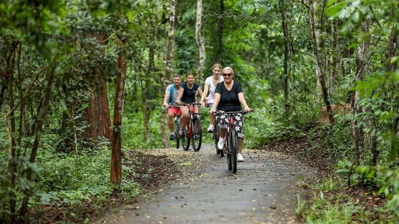 private-angkor-wat-bike-tour