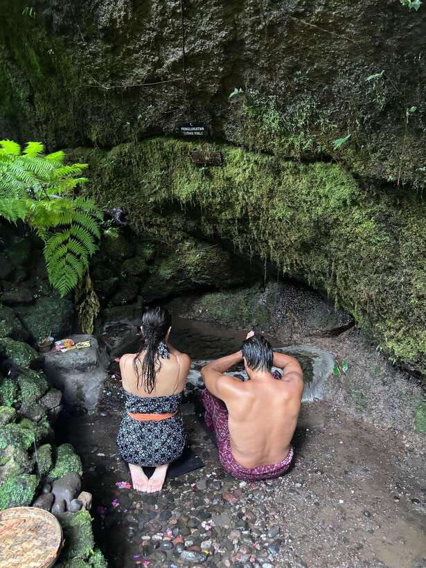 private-balinese-body-and-soul-cleansing-journey
