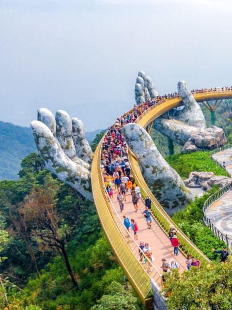 private-car-to-bana-hills-golden-bridge-from-hoi-an-da-nang