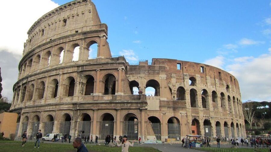 private-colosseum-with-arena-floor-ancient-city-tour