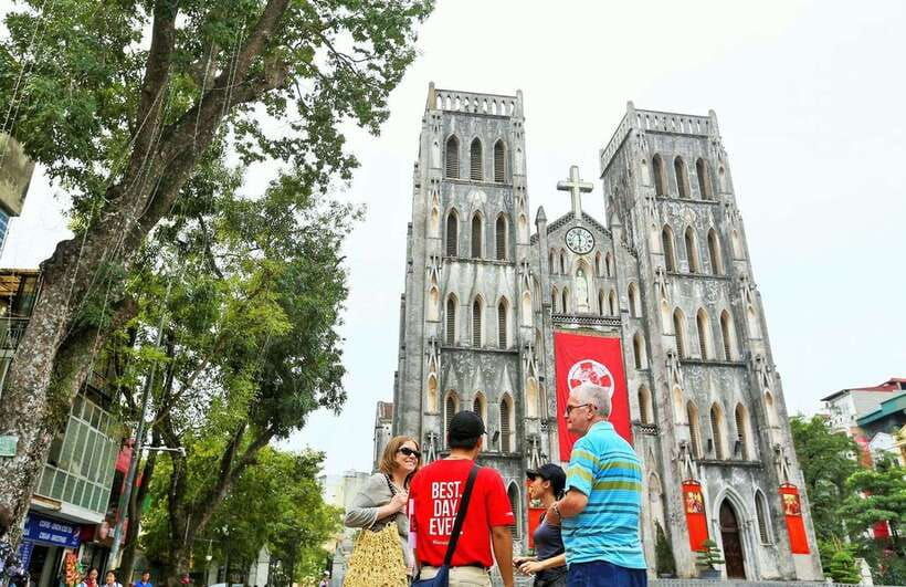 private-hanoi-crowd-free-morning-highlights