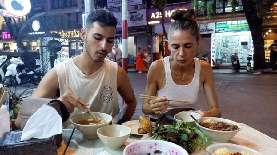 private-hidden-hanoi-street-food-walking-tour-with-a-local
