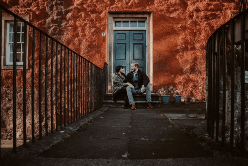 private-photoshoot-with-views-of-famous-edinburgh-castle