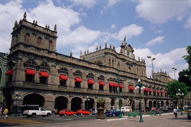puebla-sightseeing-tour-by-double-decker-tram