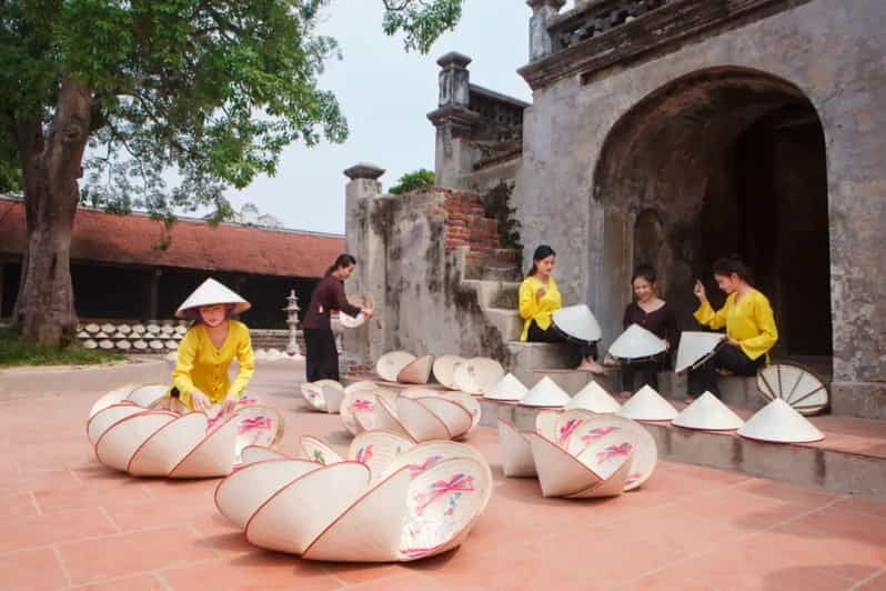quang-phu-cau-incense-hat-village-with-train-street-1-2-day