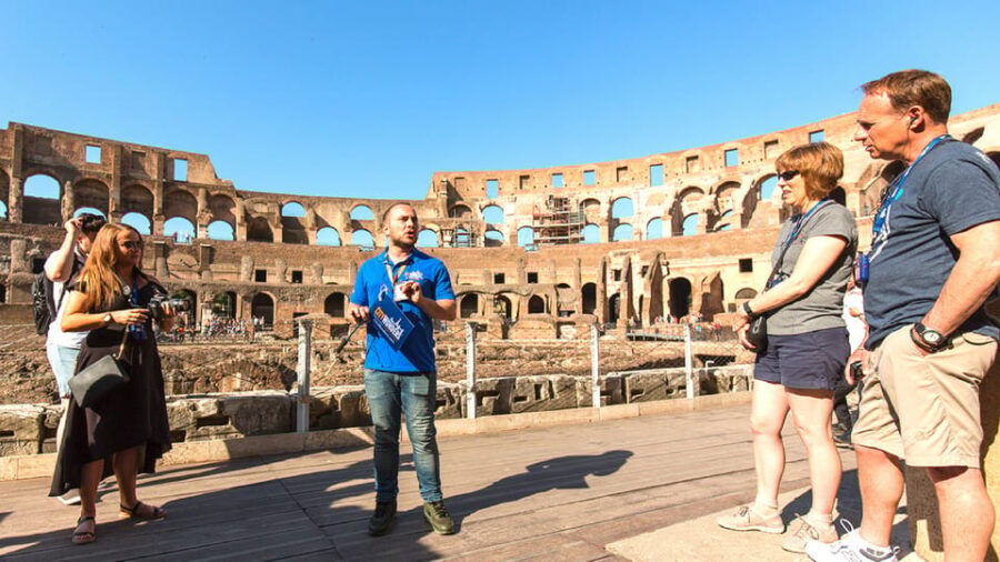 rome-colosseum-with-arena-floor-palatine-hill-forum-tour