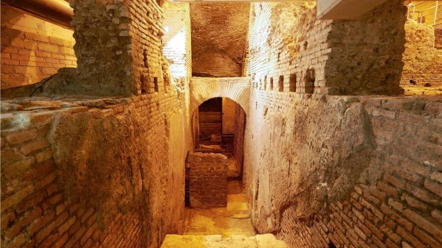 rome-immersive-underground-and-piazzas-tour