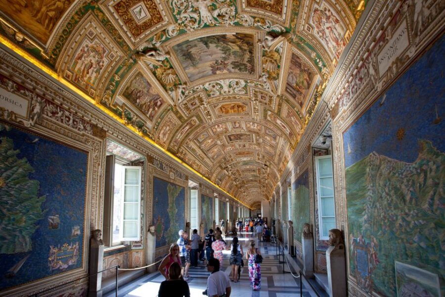 rome-vatican-and-sistine-chapel-tour-with-vip-entrance
