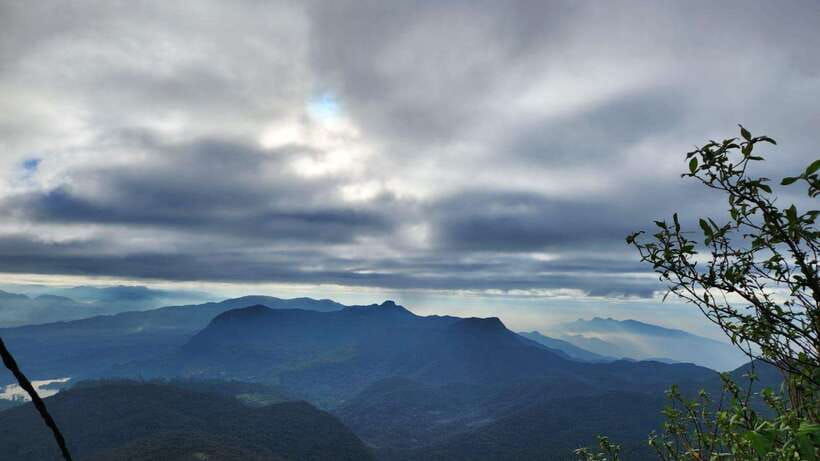 sacred-sunrise-adventure-adams-peak-day-tour