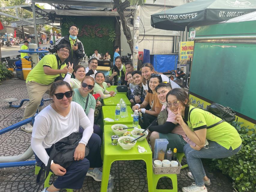 saigon-city-unseen-highlights-2h-tour-opt-ao-dai-riders