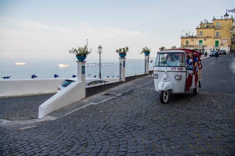 salerno-tuk-tuk-city-tour-shore-excursion