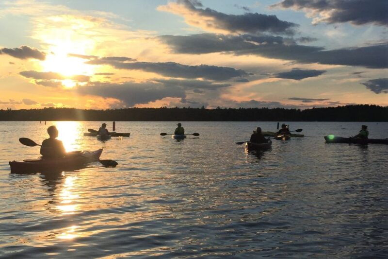 sebago-lake-guided-sunset-tour-by-kayak